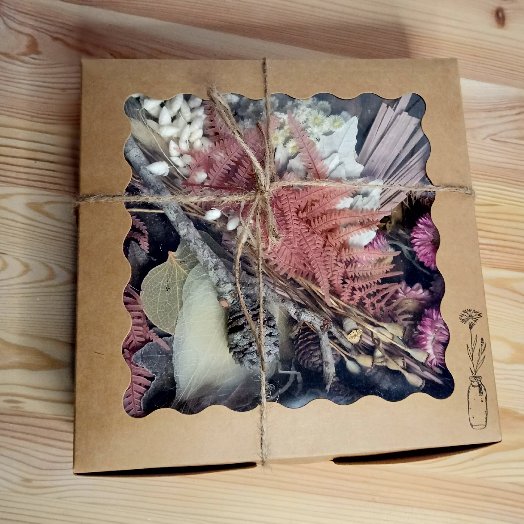 DIY-Box mit Trockenblumen – kreativ, natürlich & handgemacht rosé/ weiß
